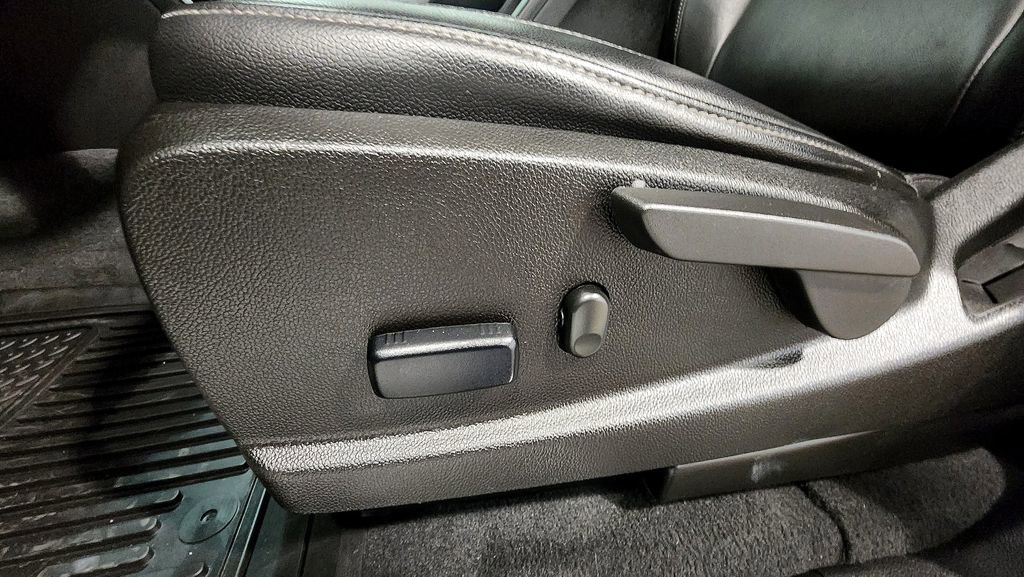 Used 2022 Chevrolet Colorado ZR2 image 20