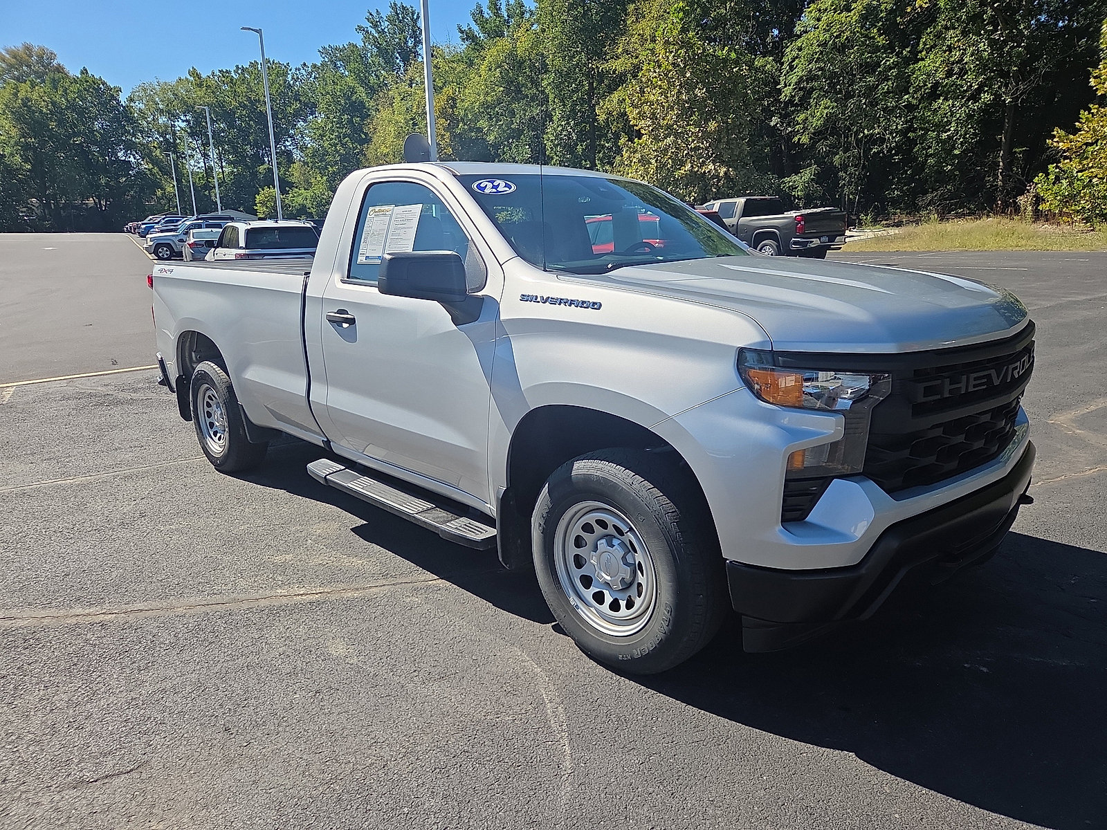 Used 2022 Chevrolet Silverado 1500 W/T AWD/4WD image 1