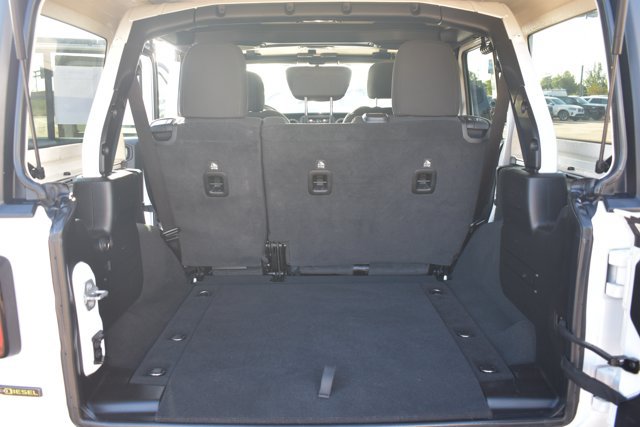 Used 2022 Jeep Wrangler Unlimited Sport AWD/4WD image 17