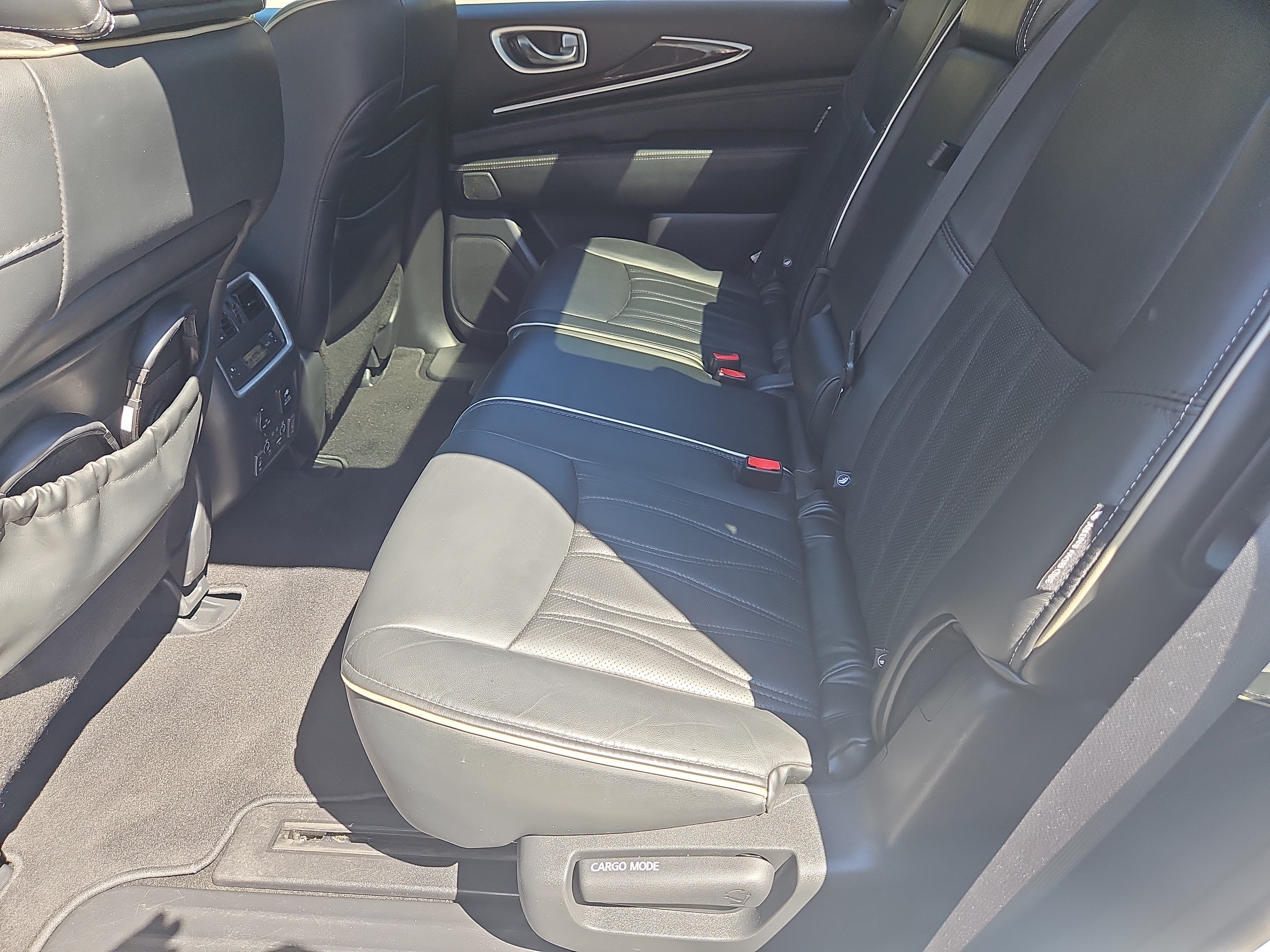 Used 2019 INFINITI QX60 Luxe w/ Sensory Package AWD/4WD image 34