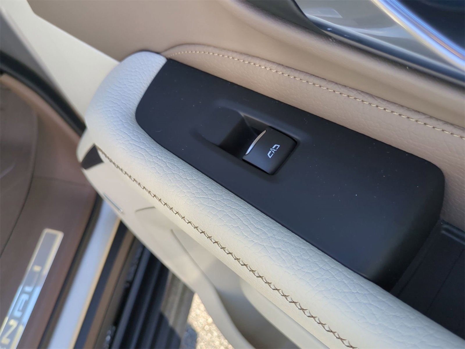 Certified 2021 GMC Yukon Denali w/ Denali Ultimate Package image 30