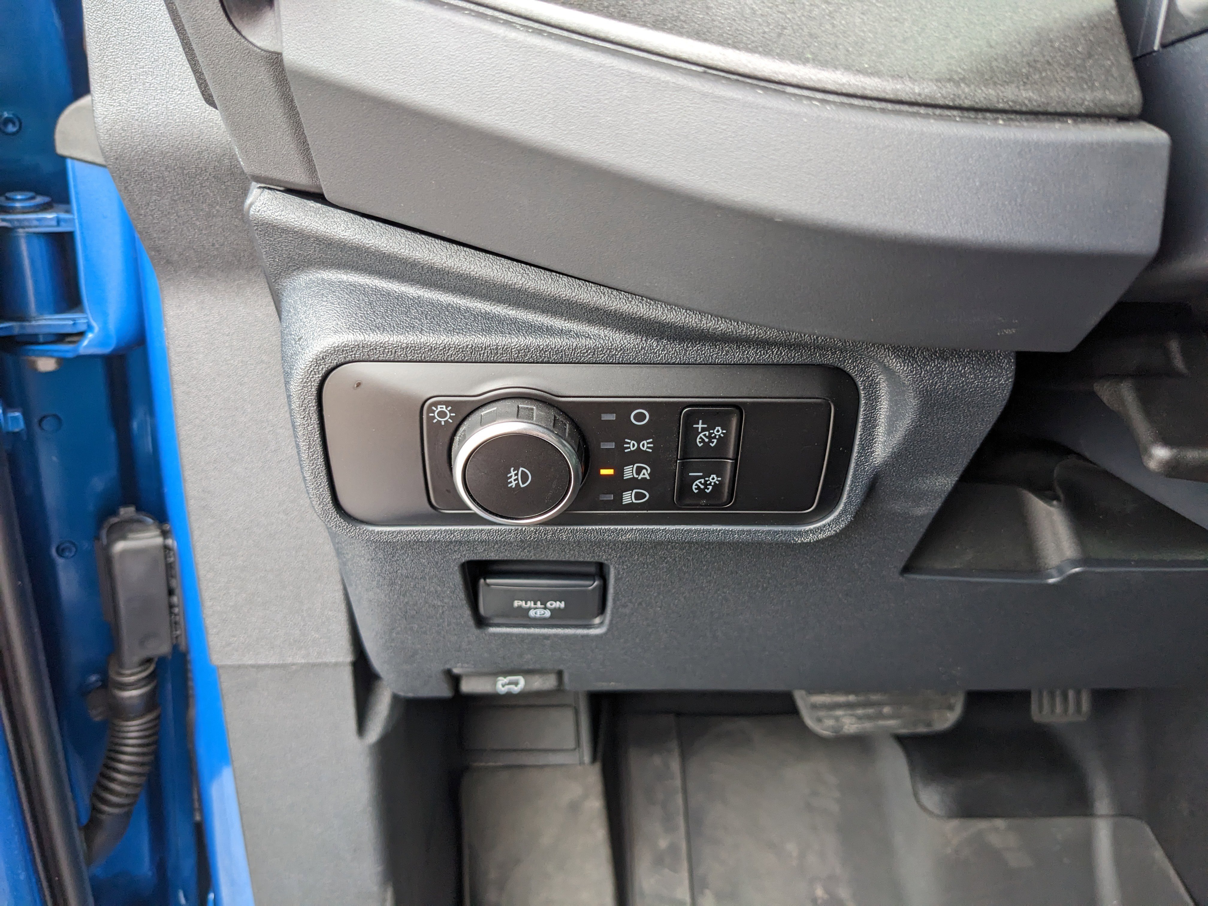 Used 2025 Ford Bronco Badlands image 29