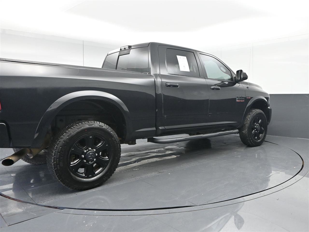 Used 2017 RAM 2500 Laramie w/ Sport Appearance Group AWD/4WD image 5