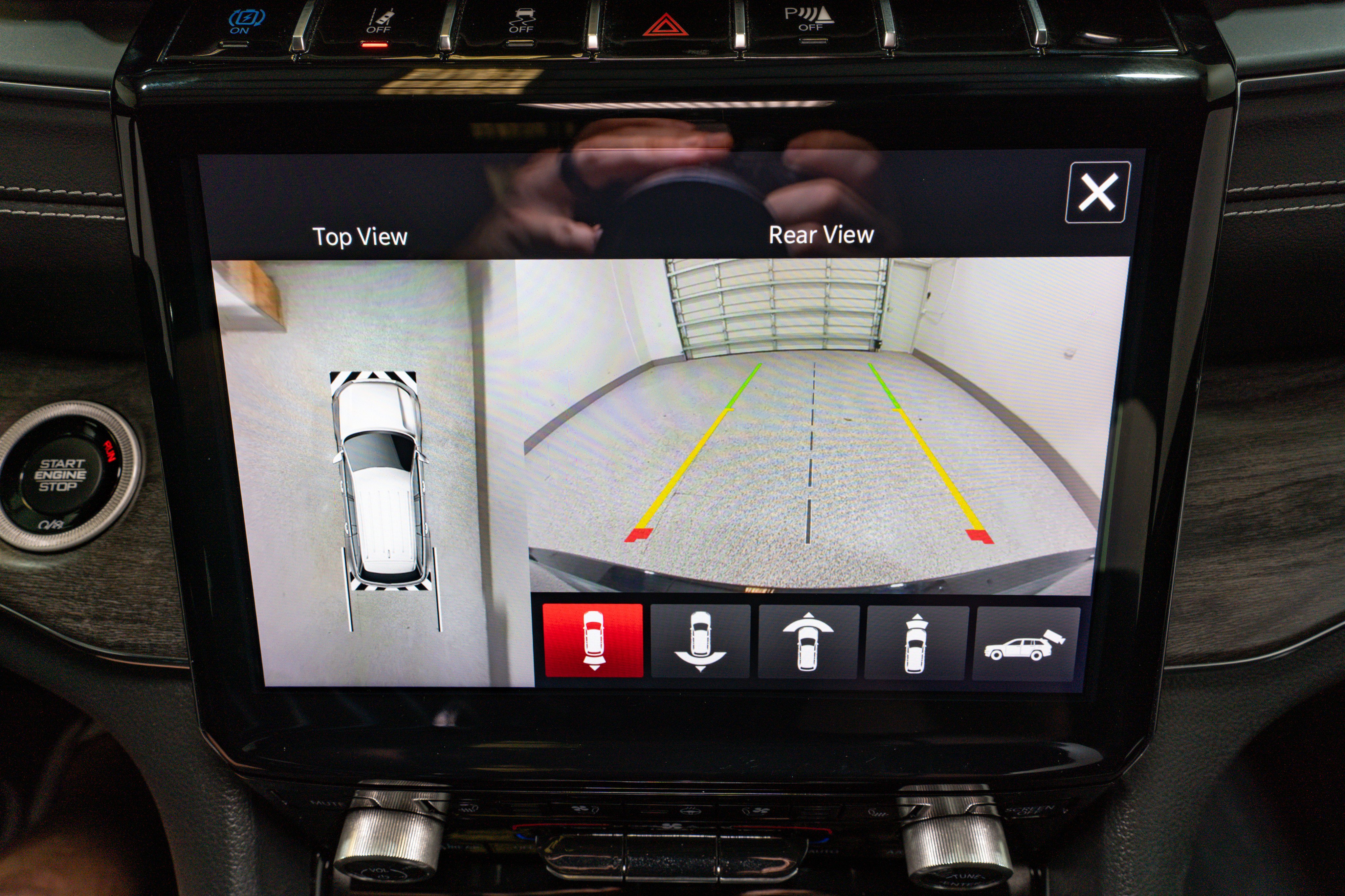 Used 2023 Jeep Grand Cherokee Overland w/ Advanced Protech Group III image 26