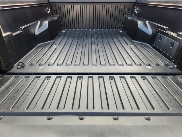 Used 2023 Toyota Tacoma SR5 RWD image 32