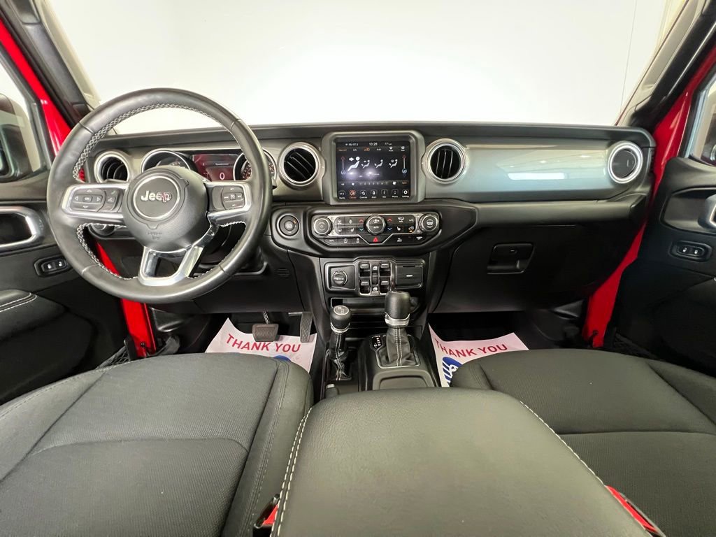 Used 2022 Jeep Wrangler Unlimited Sahara w/ Cold Weather Group image 10