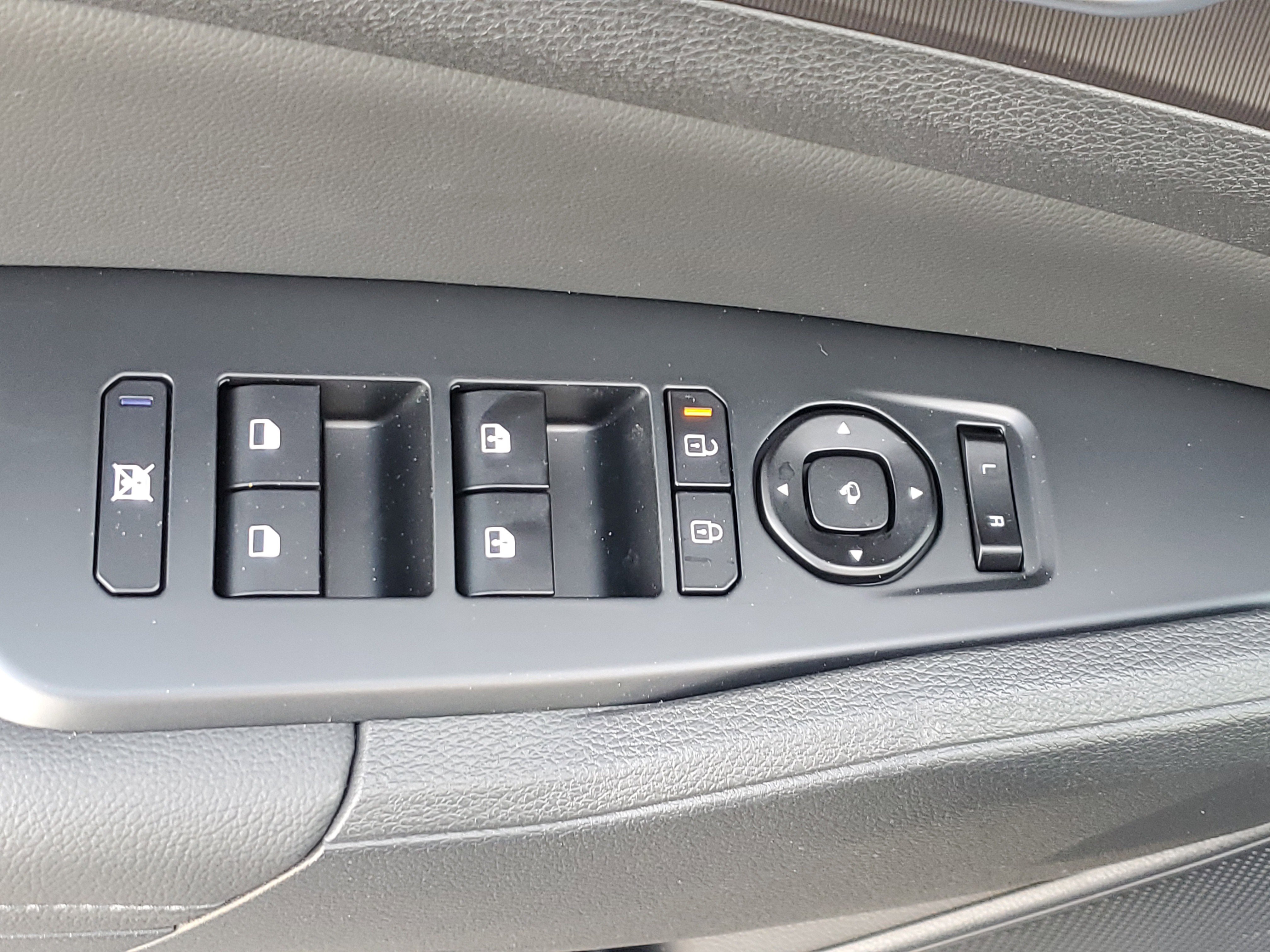 New 2026 Kia Sportage SX image 22