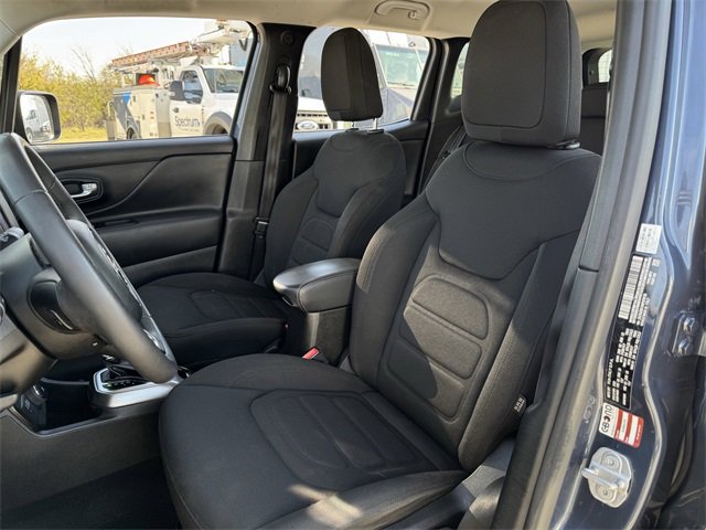 Used 2022 Jeep Renegade Latitude image 24