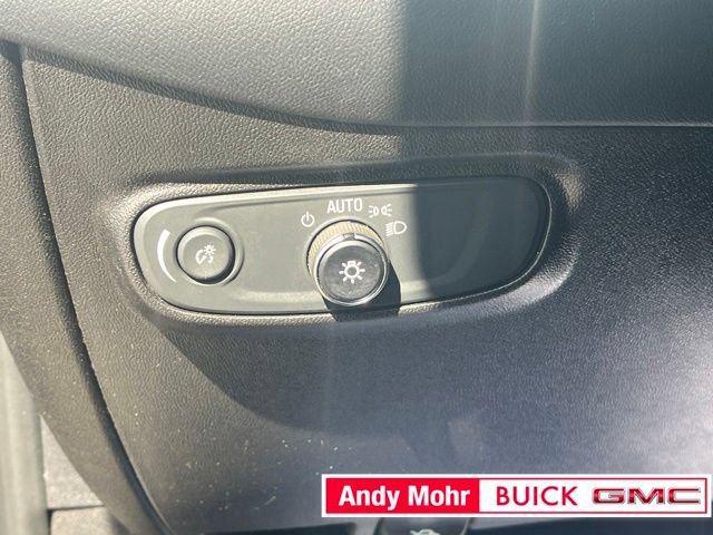 Used 2019 Chevrolet Equinox LT FWD image 25