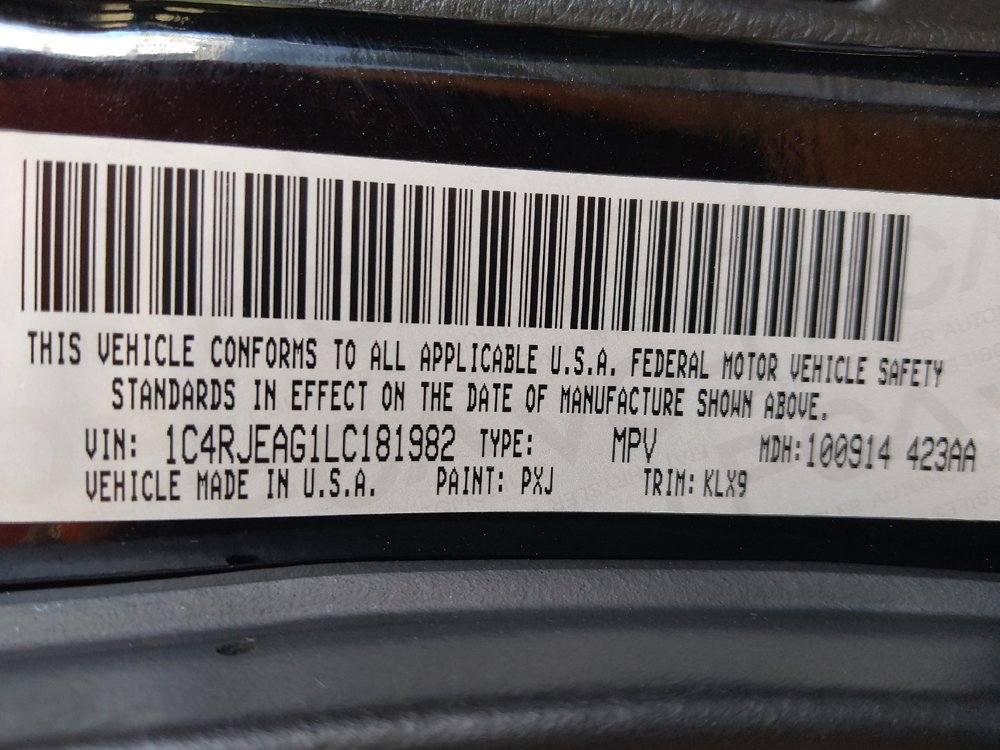 Used 2020 Jeep Grand Cherokee Altitude image 33