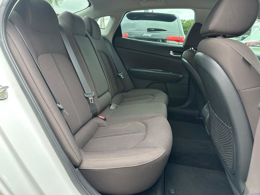 Used 2020 Kia Optima LX FWD image 24