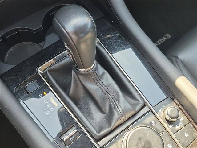 Used 2019 MAZDA MAZDA3 Sedan w/ Preferred Package FWD image 12