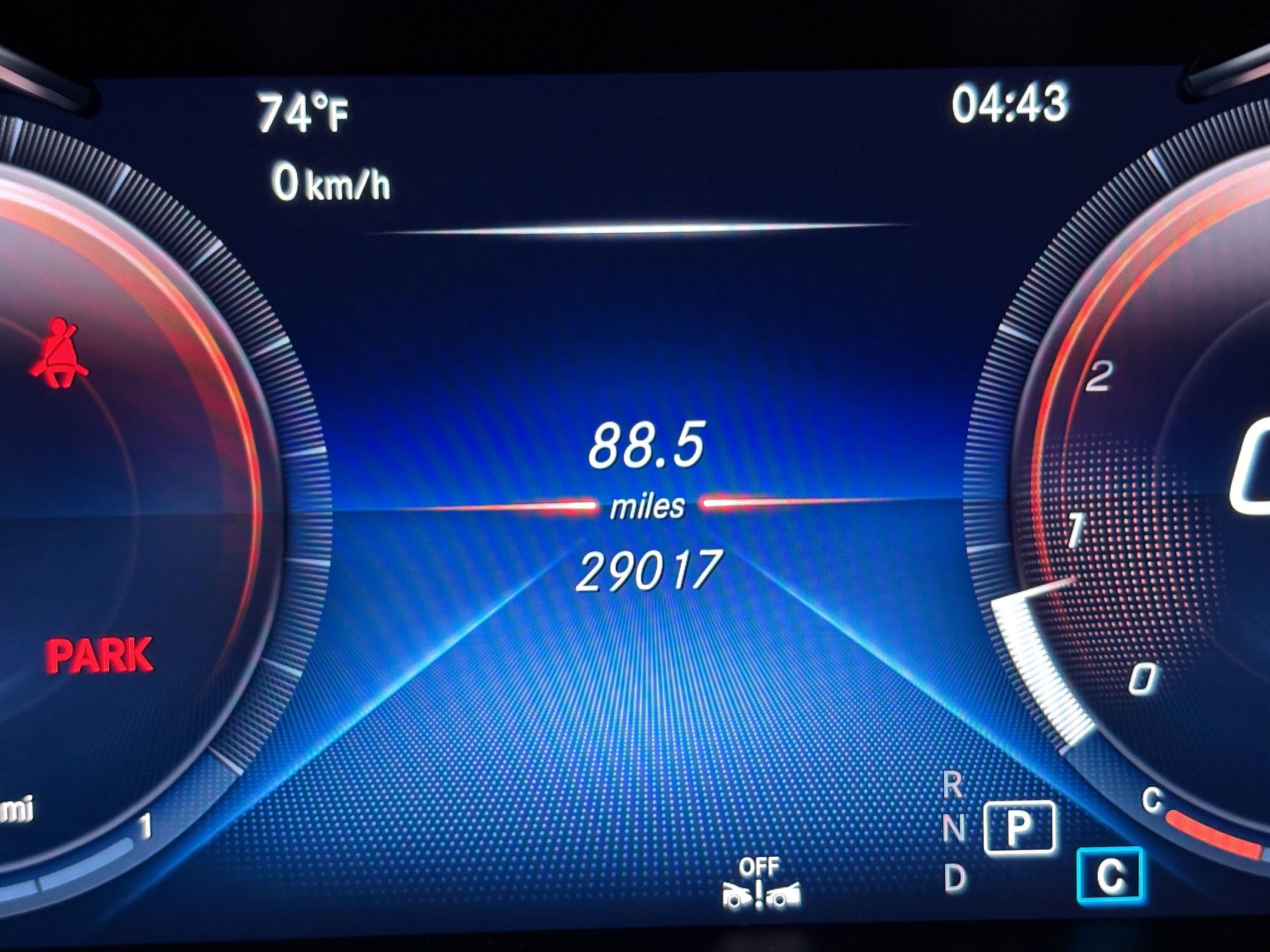 Used 2023 Mercedes-Benz GLC 300 4MATIC Coupe image 22