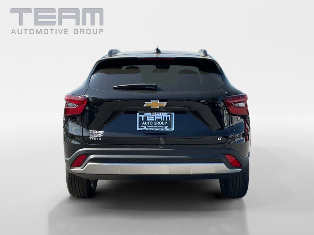 New 2026 Chevrolet Trax LT w/ Driver Confidence Package FWD image 6