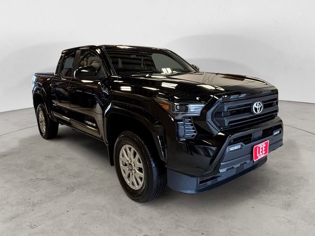 Used 2024 Toyota Tacoma SR5 AWD/4WD image 8