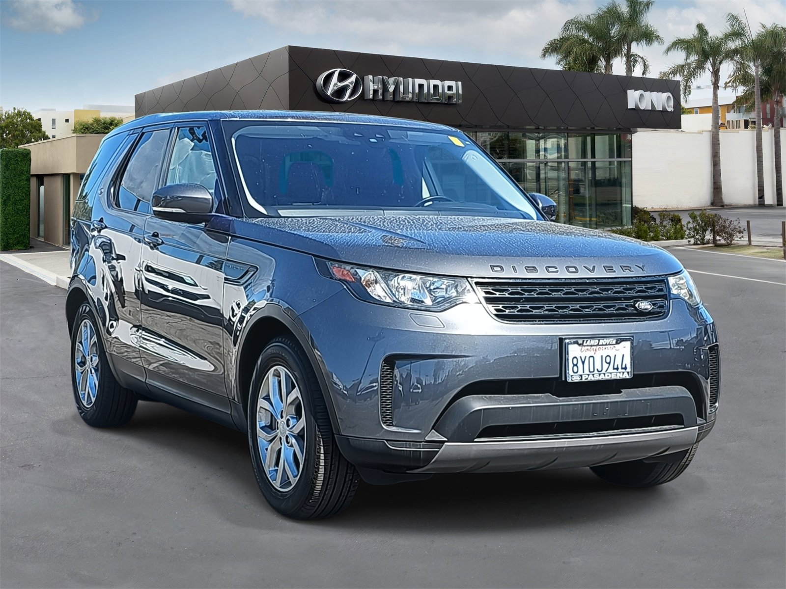Used 2018 Land Rover Discovery SE