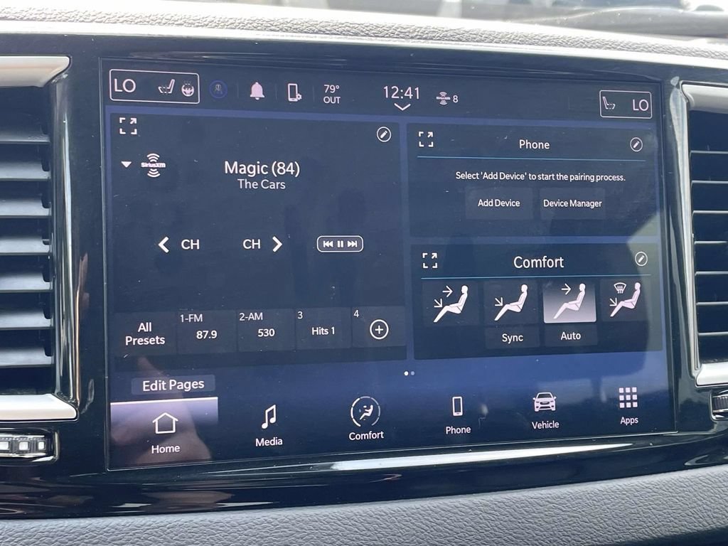 Certified 2024 Chrysler Pacifica Touring-L FWD image 37