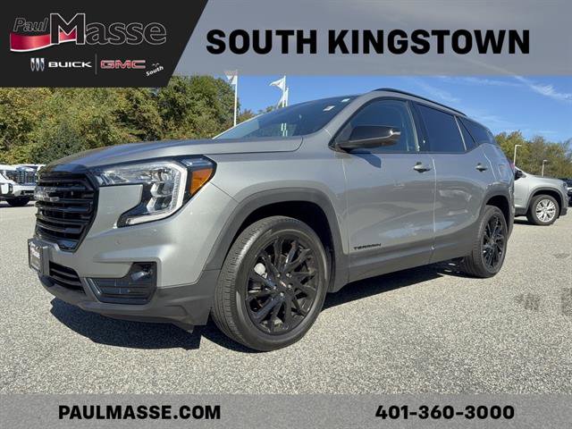 Used 2023 GMC Terrain SLT w/ Infotainment Package II