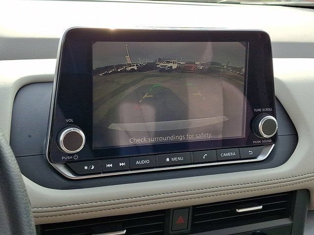 Used 2024 Nissan Rogue SV FWD image 22