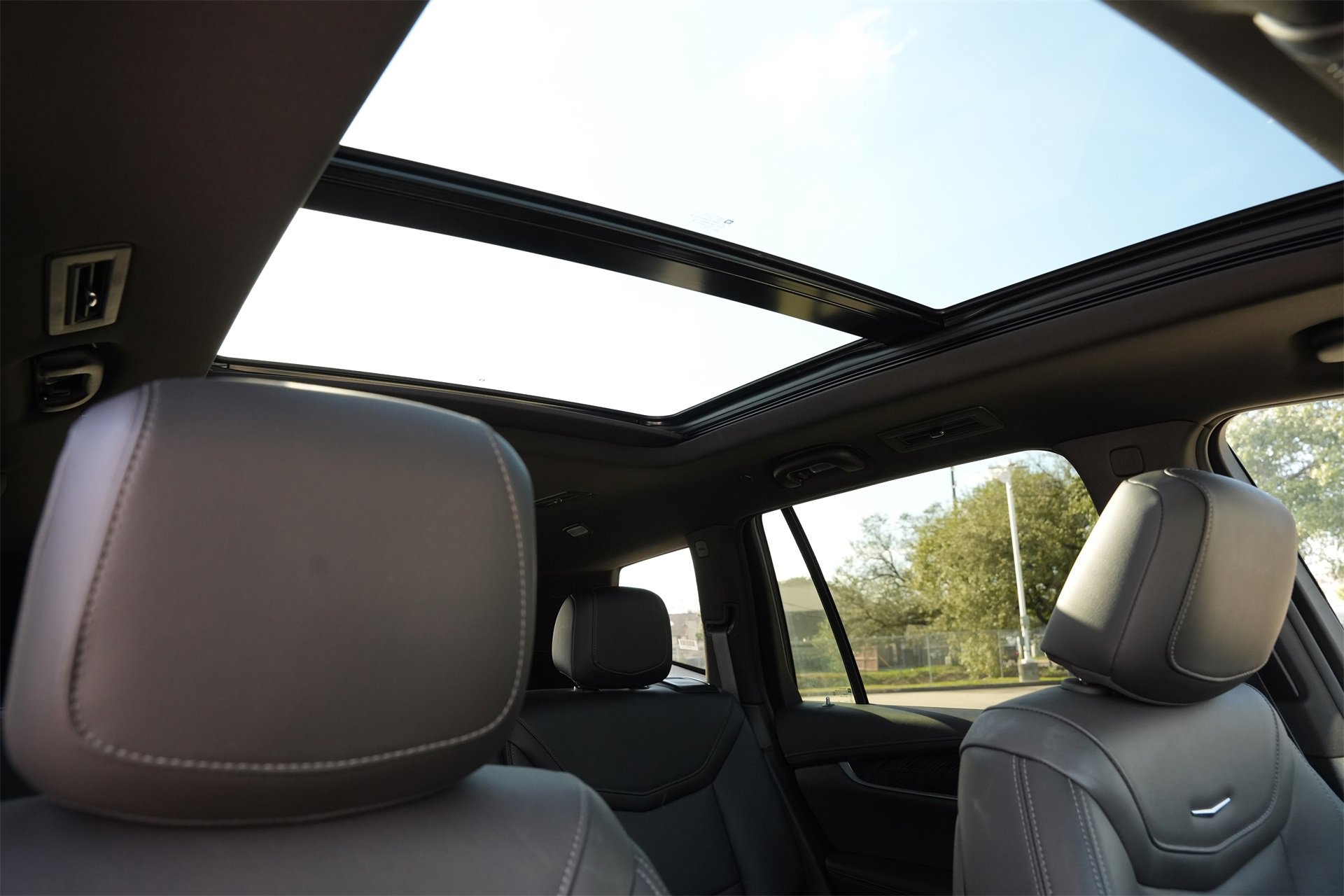 Certified 2025 Cadillac XT6 Premium Luxury image 26