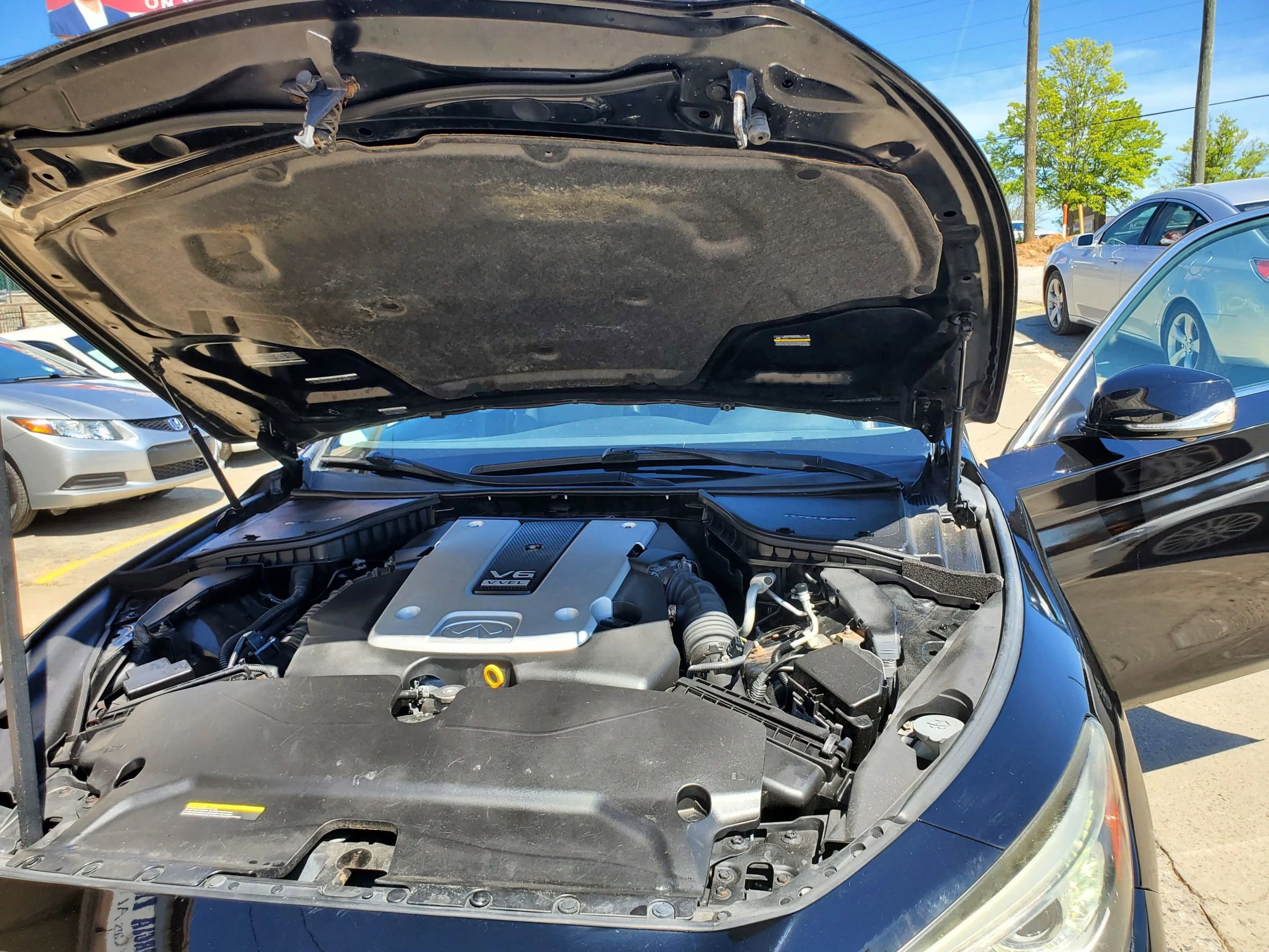 Used 2015 INFINITI Q50 Premium w/ Deluxe Touring Package AWD/4WD image 52