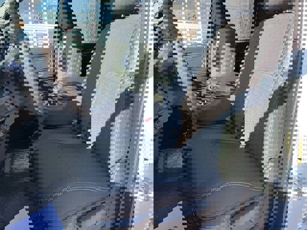 New 2026 RAM 4500 4x4 Crew Cab DRW image 4