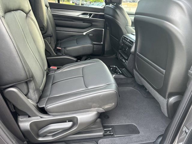 New 2025 Jeep Wagoneer Series II image 15