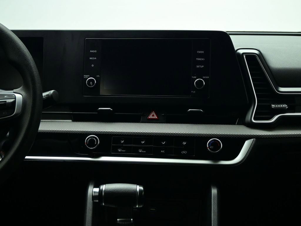 Certified 2024 Kia Sportage LX image 38