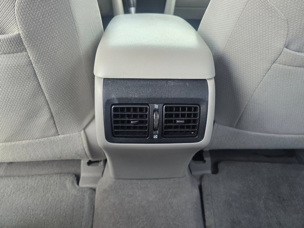 Used 2013 Toyota Camry XLE w/ Convenience Pkg image 30