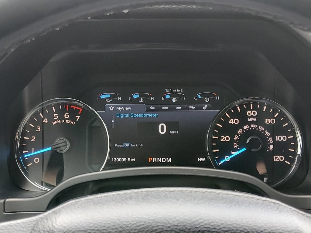 Used 2017 Ford F150 Platinum w/ Equipment Group 701A Luxury AWD/4WD image 25