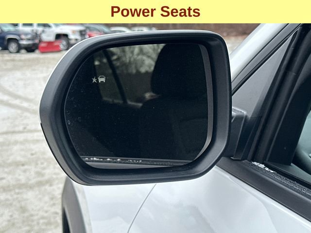 Used 2025 Chevrolet Equinox LT image 8