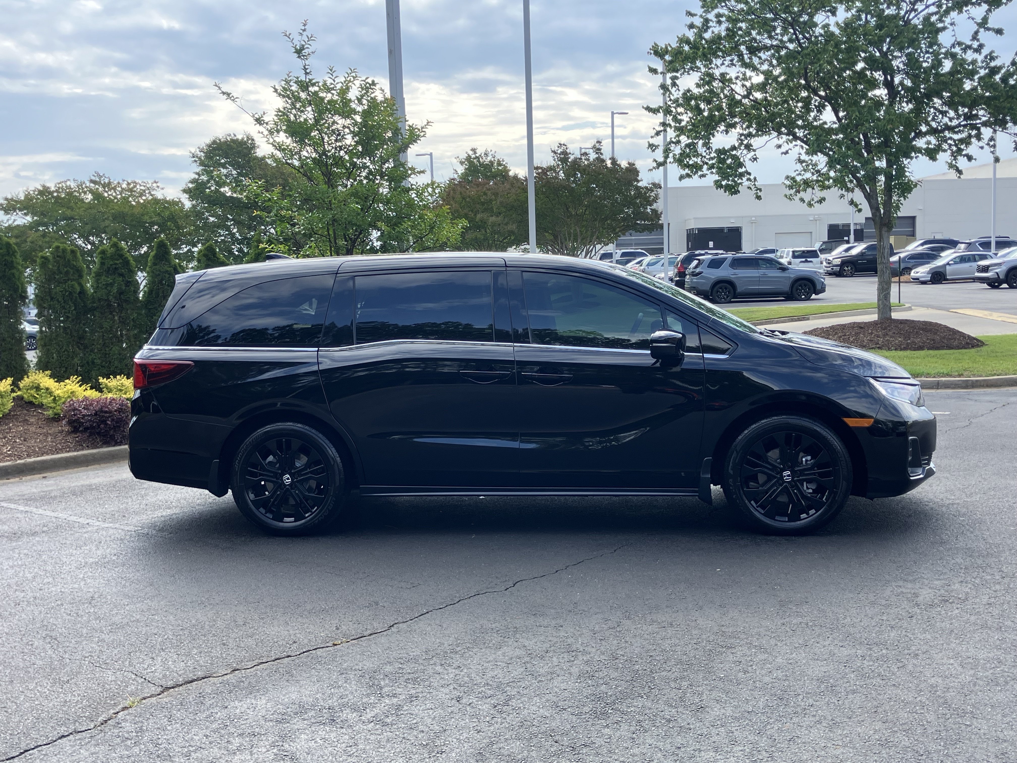 Certified 2026 Honda Odyssey Sport-L image 11
