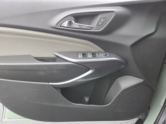 New 2026 Chevrolet Trax ACTIV w/ Sunroof Package image 34
