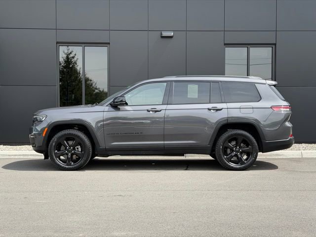 Used 2022 Jeep Grand Cherokee L Laredo AWD/4WD image 4