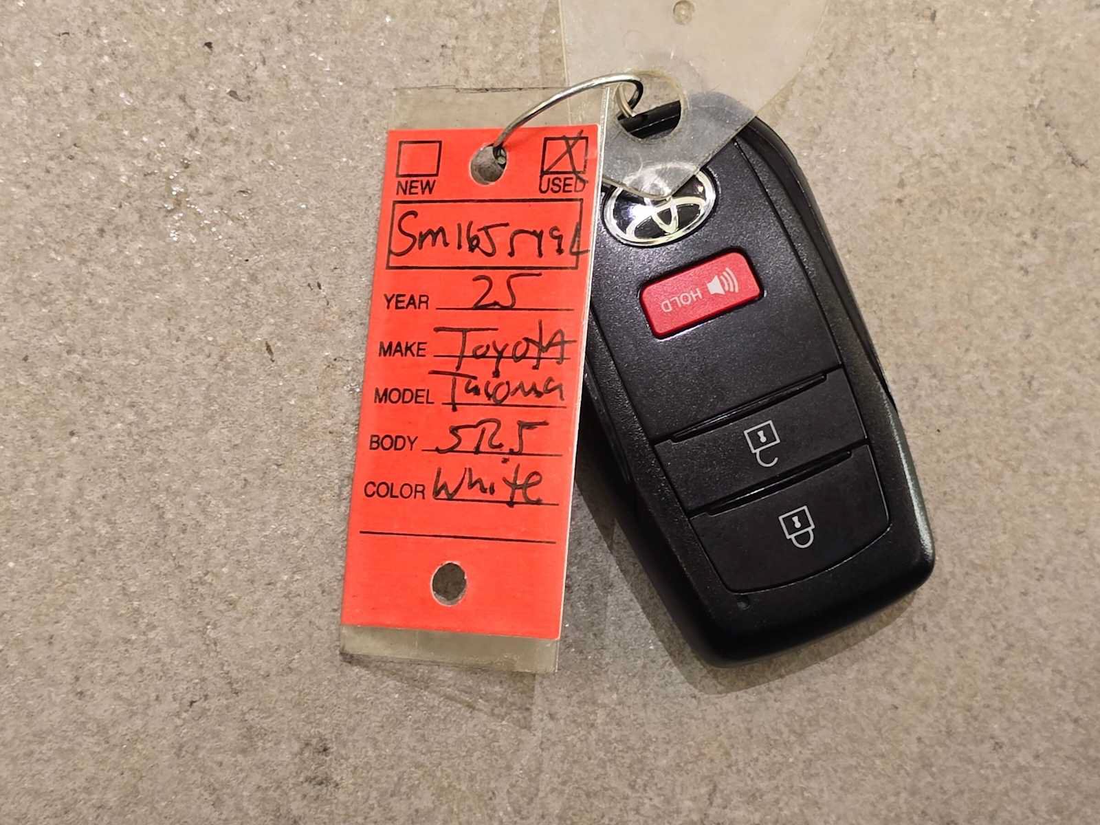 Certified 2025 Toyota Tacoma SR5 AWD/4WD image 31