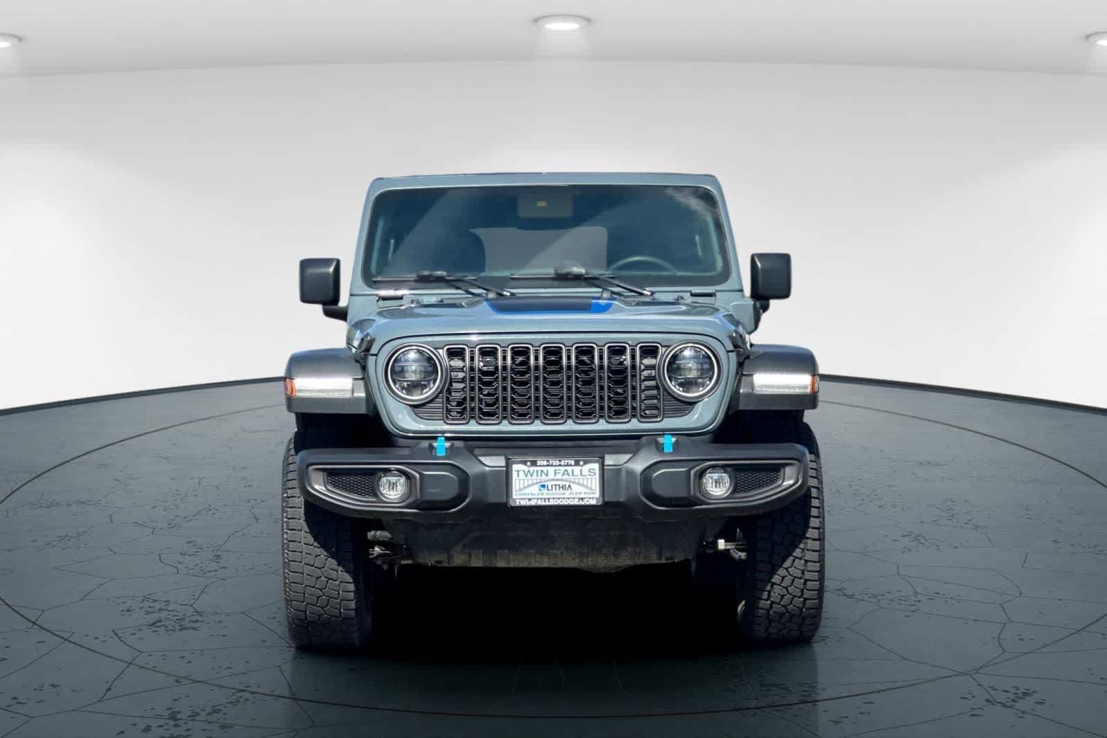 Used 2024 Jeep Wrangler Unlimited Rubicon 4xe AWD/4WD image 10