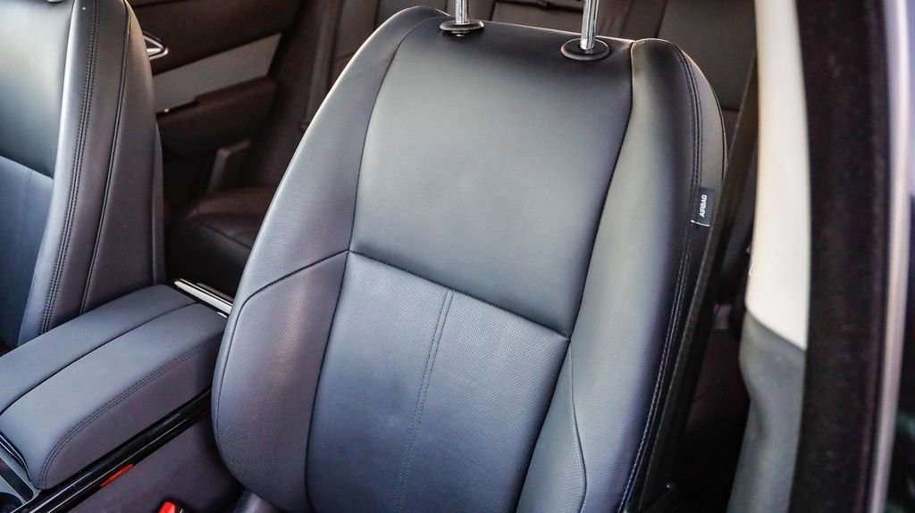 Used 2024 Land Rover Range Rover Velar S image 29