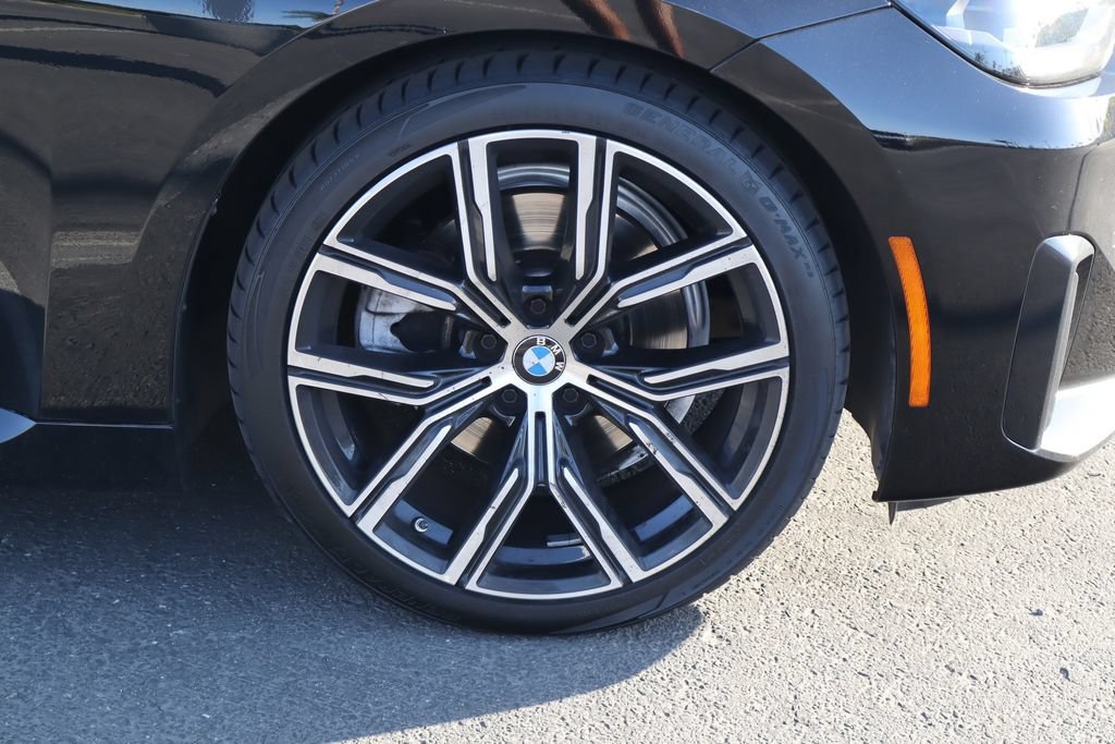 Used 2022 BMW 230i Coupe w/ Convenience Package RWD image 10