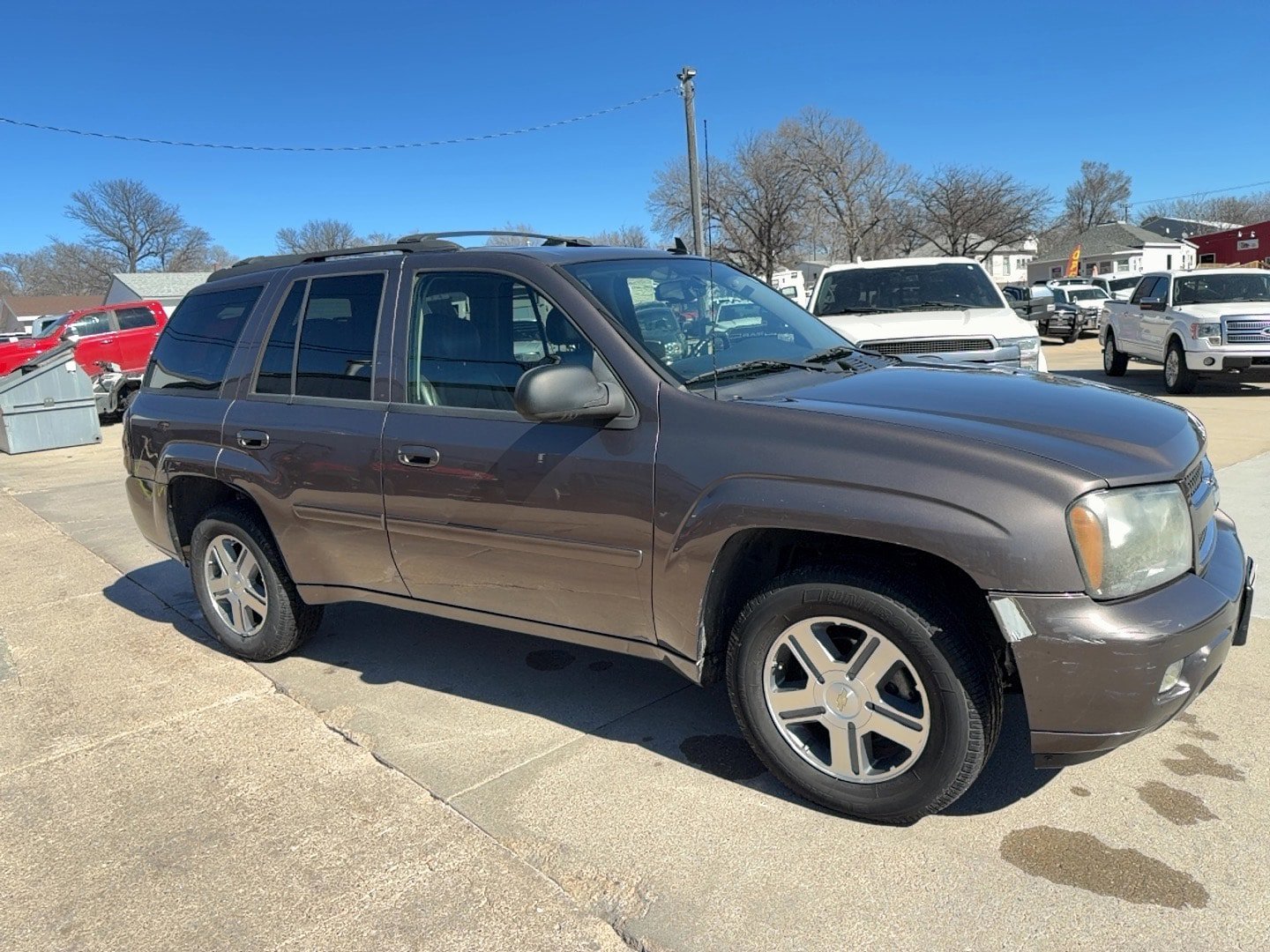 Used 2008 Chevrolet TrailBlazer LT w/ Sun And Sound Package AWD/4WD image 2