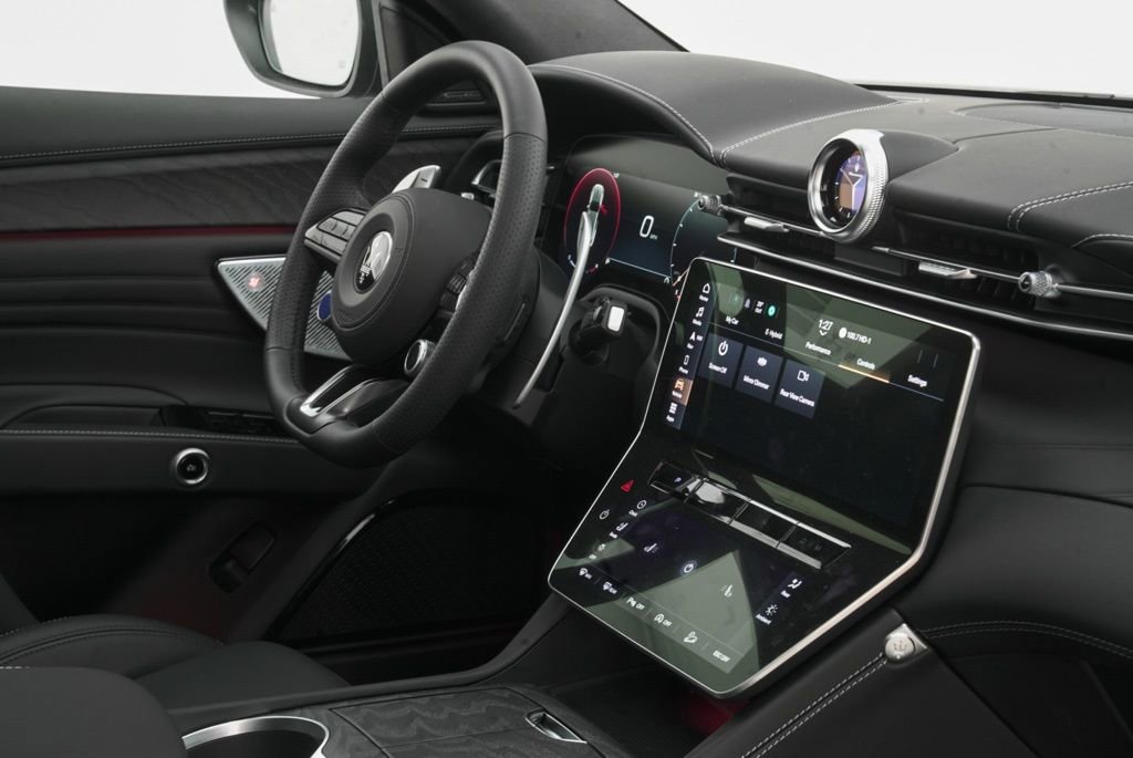 New 2025 Maserati Grecale Modena image 44