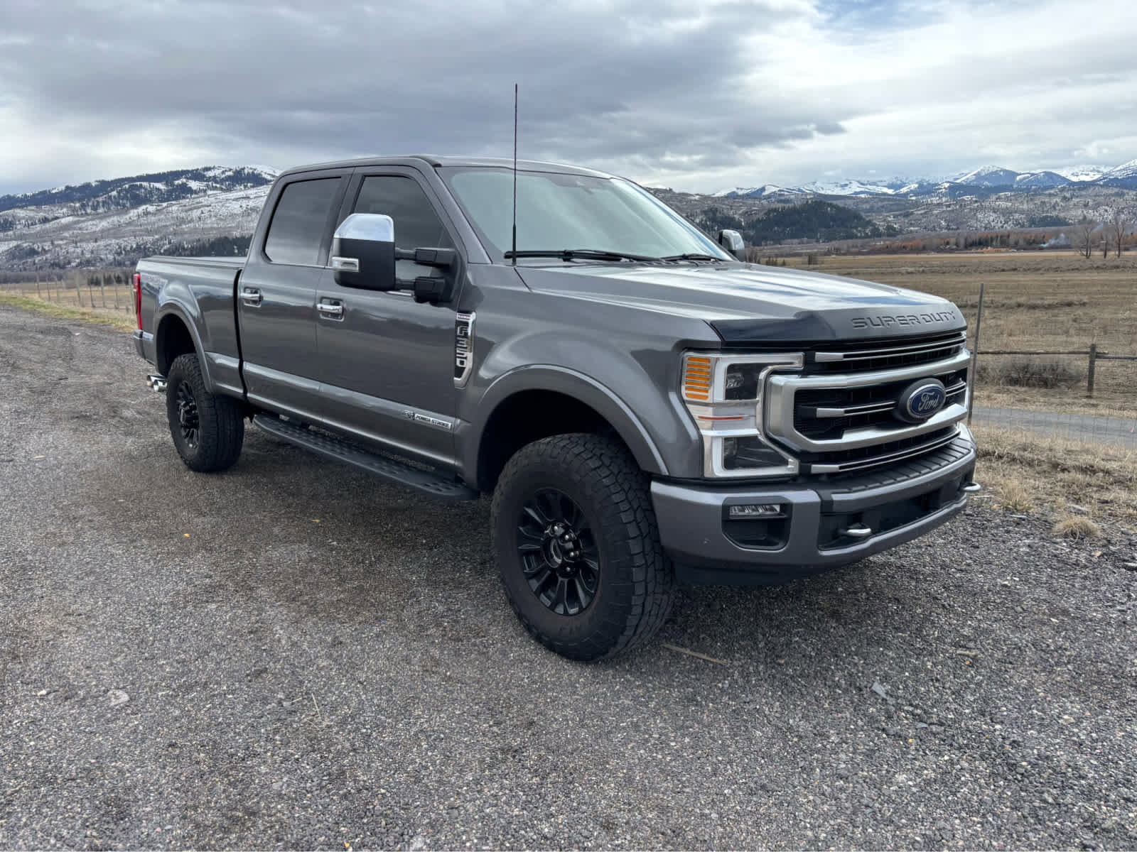 Used 2022 Ford F350 Platinum image 13