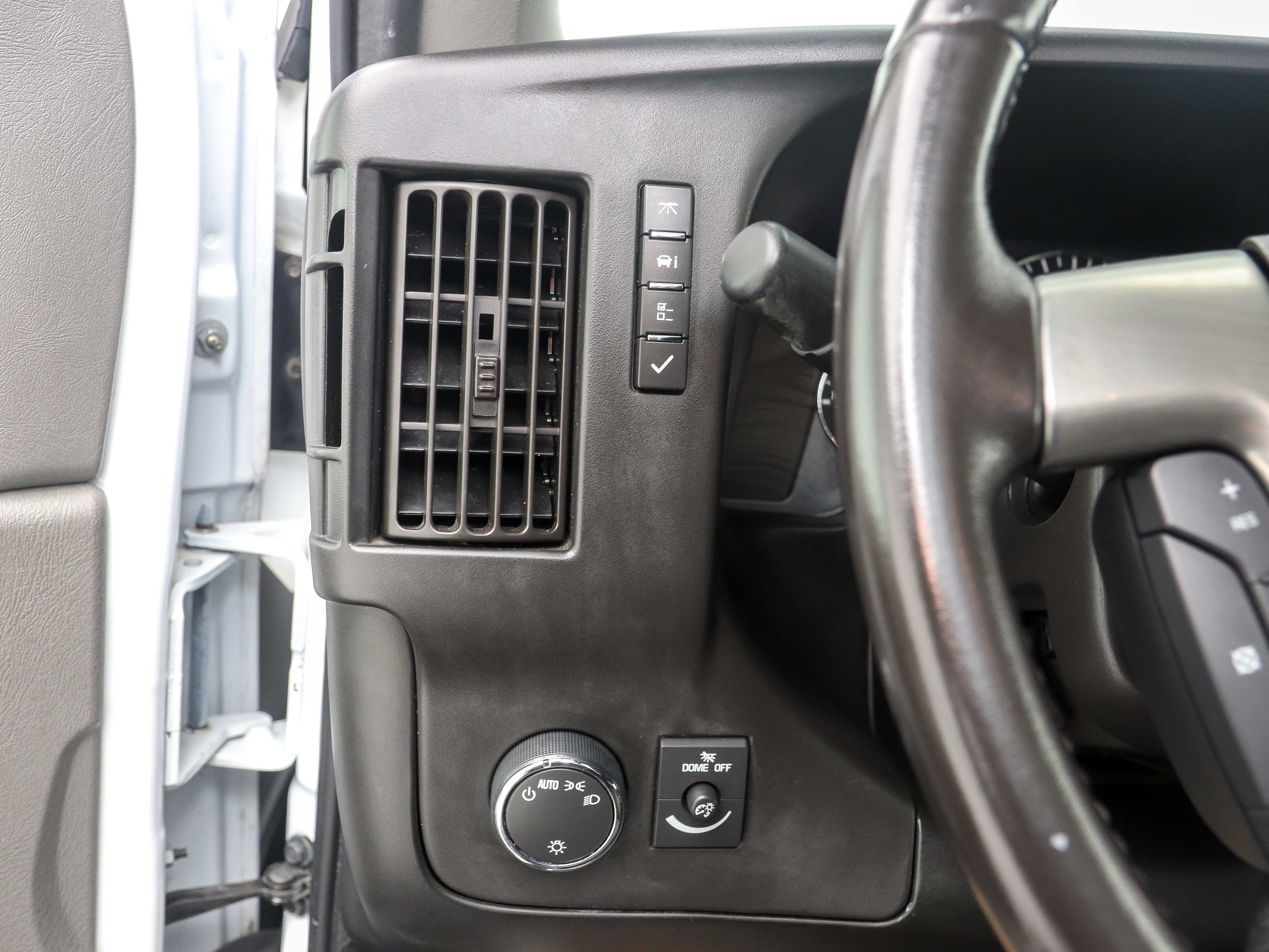 Used 2017 Chevrolet Express 3500 LS w/ Cold Climate Package RWD image 23