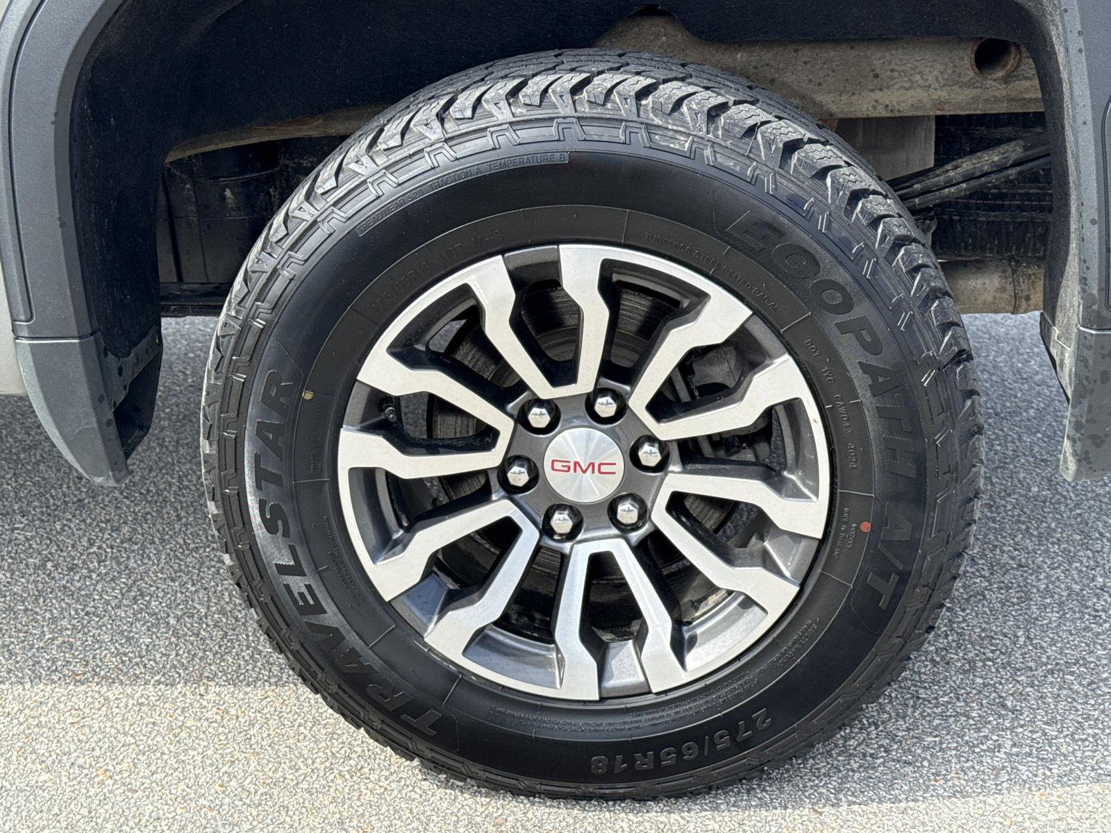 Used 2023 GMC Sierra 1500 AT4 image 4