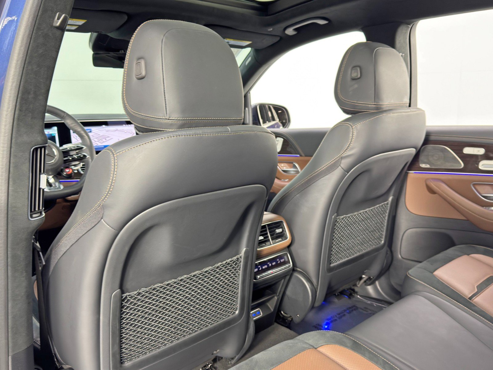 Used 2024 Mercedes-Benz GLS 63 AMG 4MATIC image 47