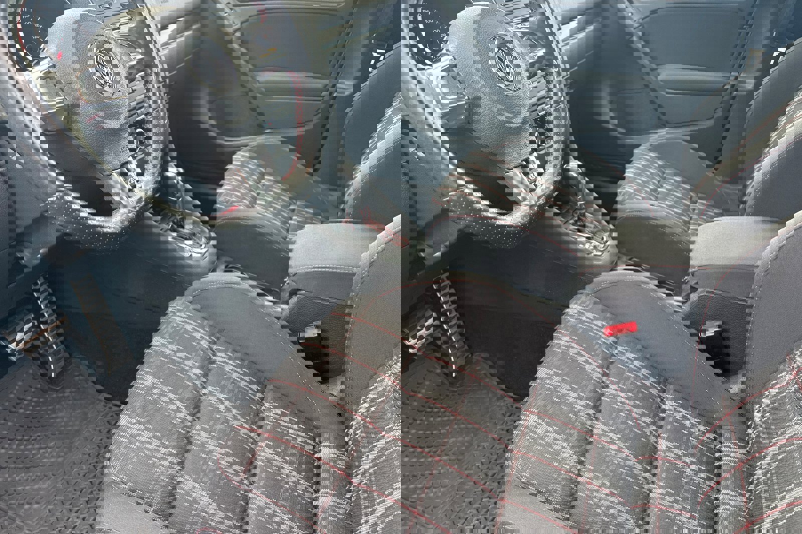 Used 2013 Volkswagen GTI Wolfsburg Edition image 11