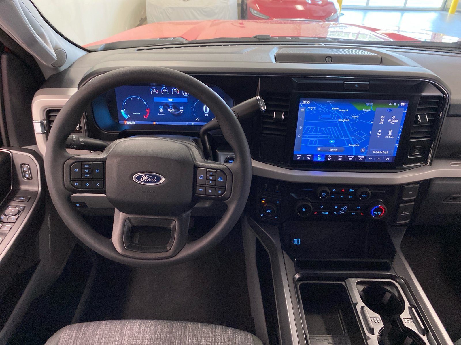 New 2026 Ford F350 XLT w/ XLT Premium Package AWD/4WD image 11