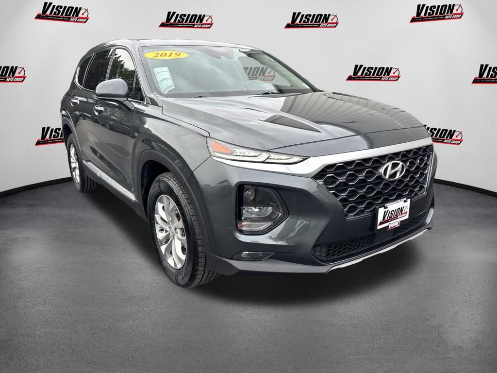 Used 2019 Hyundai Santa Fe SEL AWD/4WD image 3