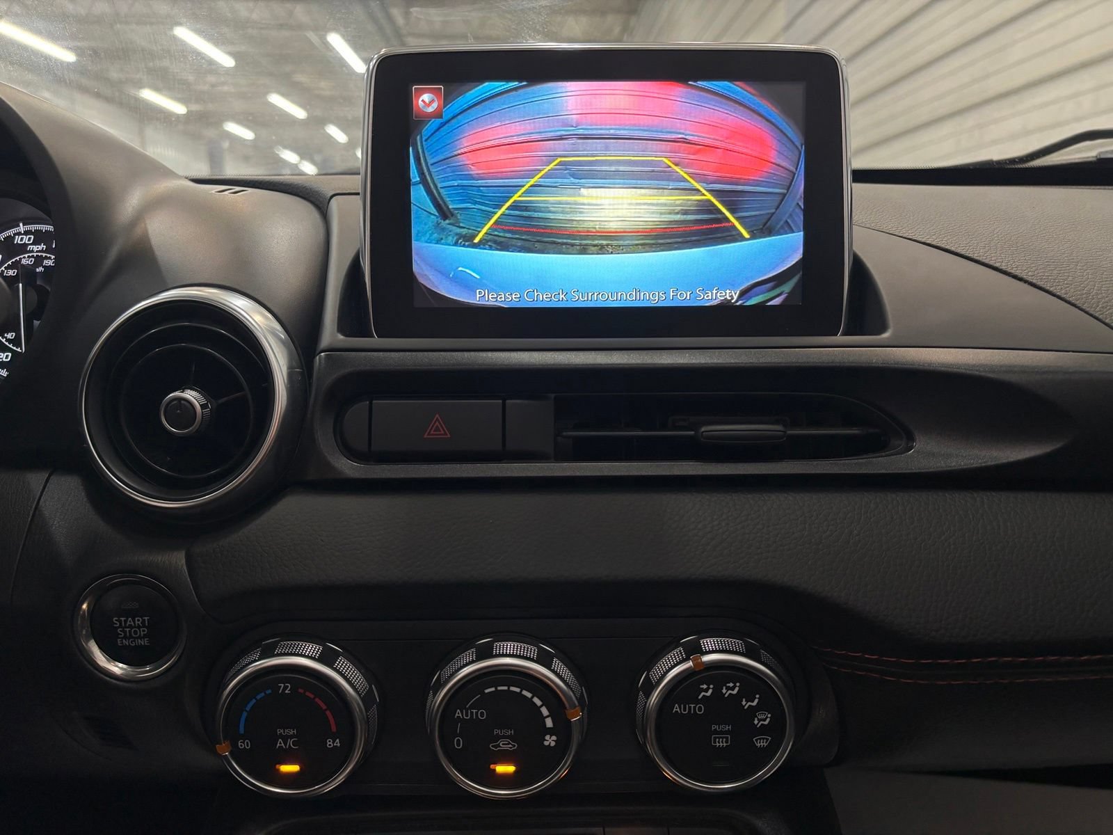 Used 2017 FIAT 124 Spider Abarth RWD image 23