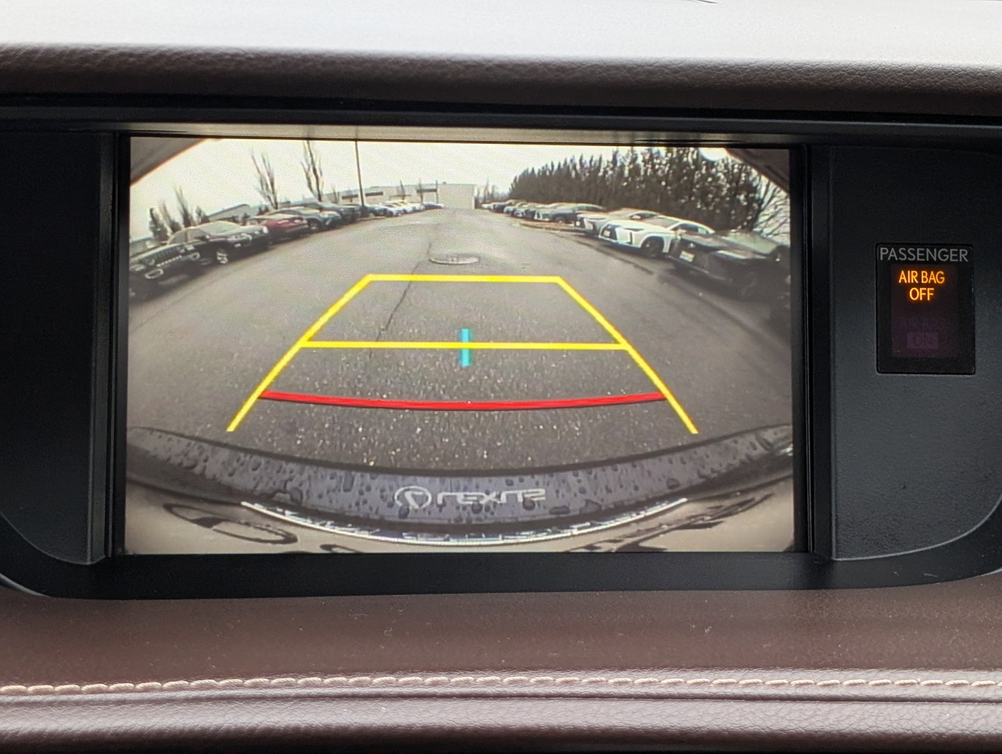 Used 2018 Lexus ES 350 w/ Luxury Package w/Wood Trim image 27