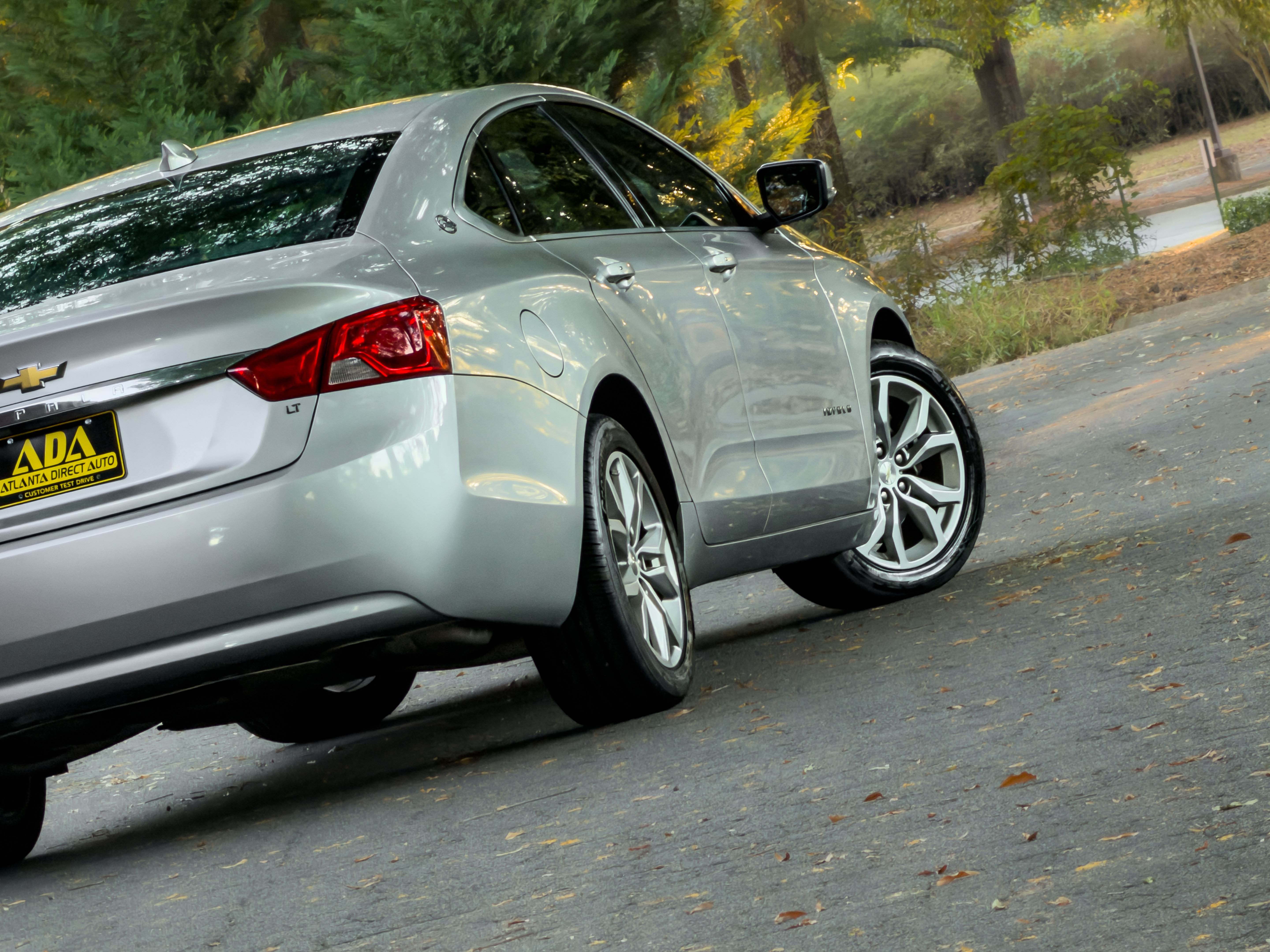 Used 2018 Chevrolet Impala LT FWD image 25